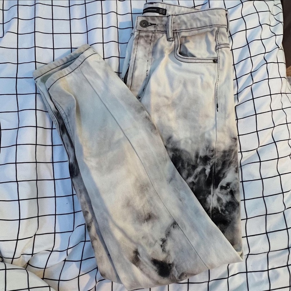 ZARA distressed bleach mom jeans
